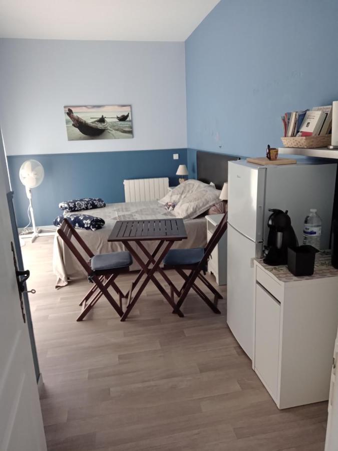 Chez Lulu Hotel Сен-Сатюрнен-д'Апт Екстериор снимка
