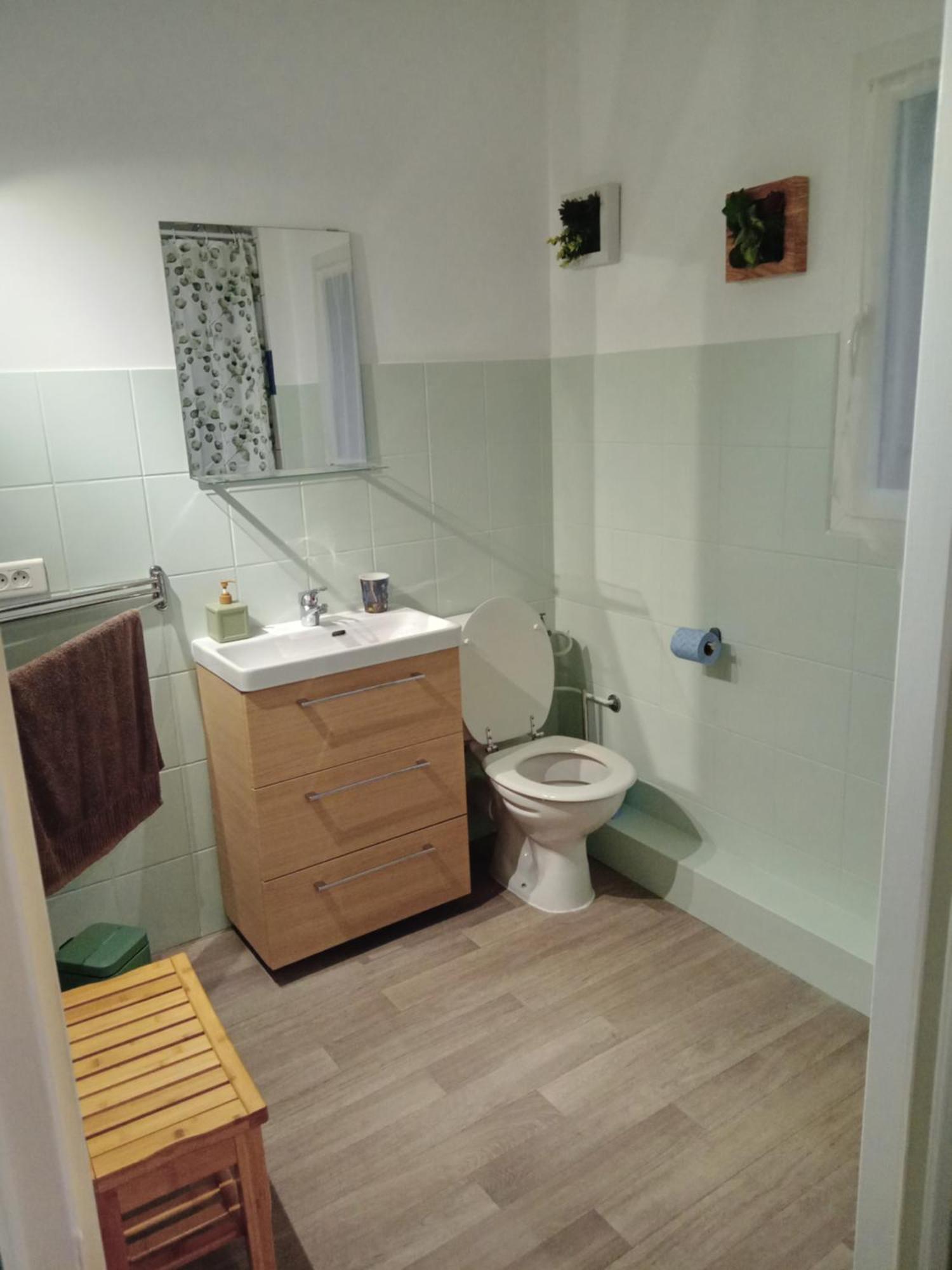 Chez Lulu Hotel Сен-Сатюрнен-д'Апт Екстериор снимка