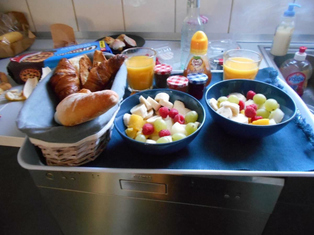 Chez Lulu Hotel Сен-Сатюрнен-д'Апт Екстериор снимка